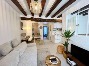 2 Bedroom with Balcony Paris center